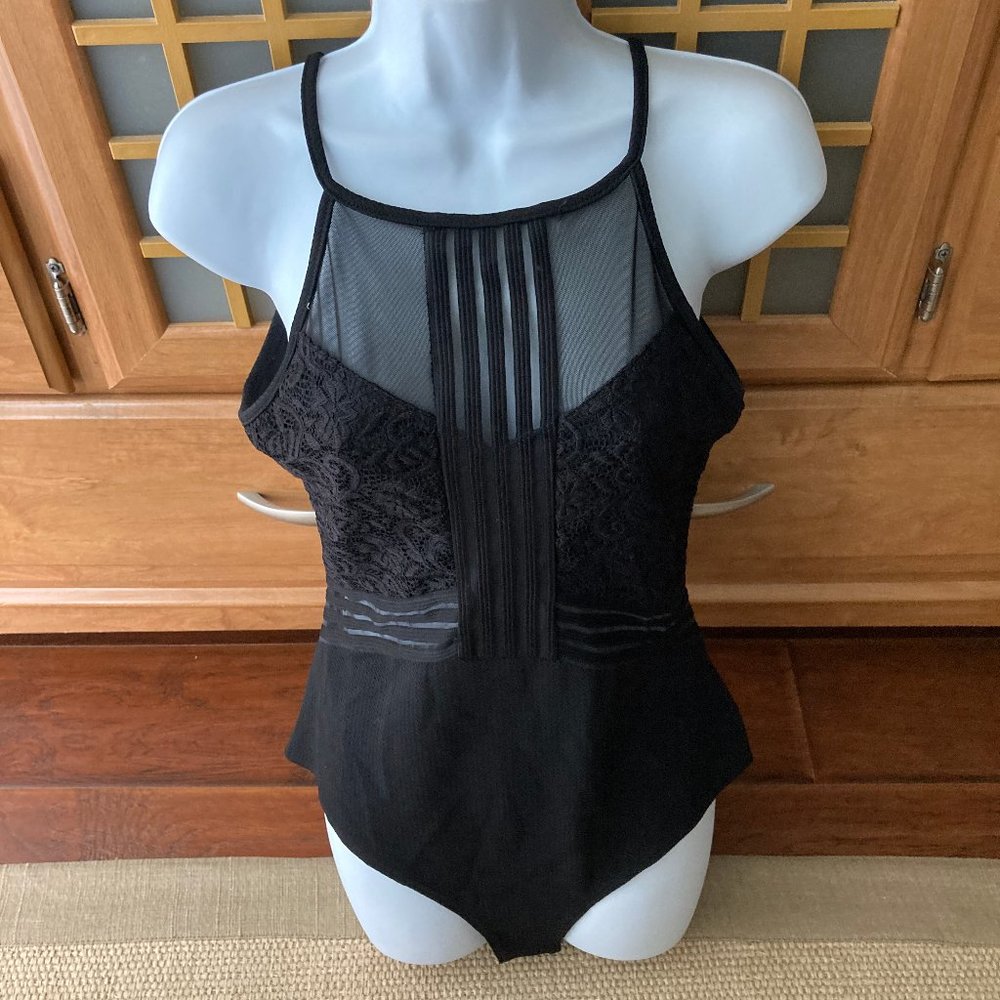 It Girl Black Sexy Mesh Lace Bodysuit Large NWOT
